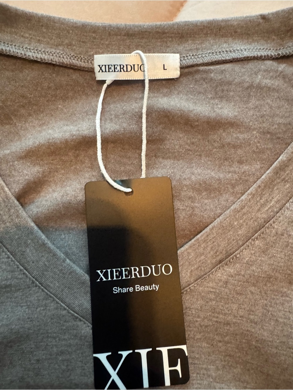 XIEERDUO V-Neck Tee in Heather Taupe